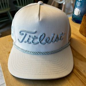 Titleist Tour Rope Flat Bill White Blue